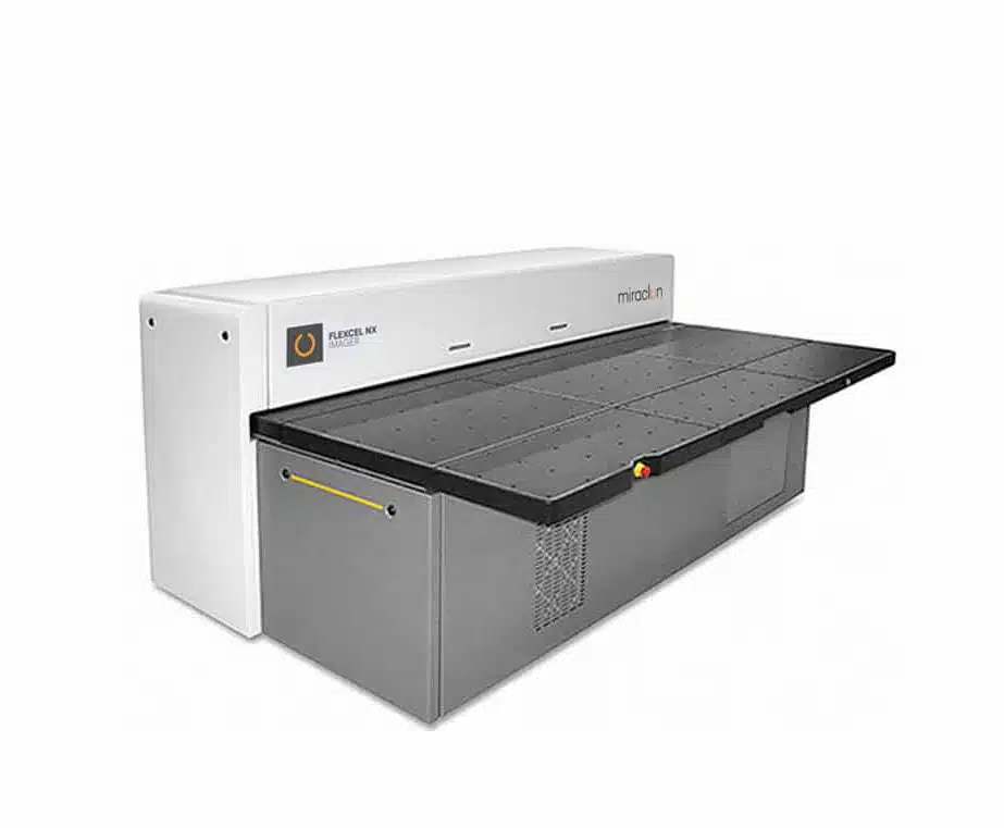 Fotograbados Longo ने अपनाई