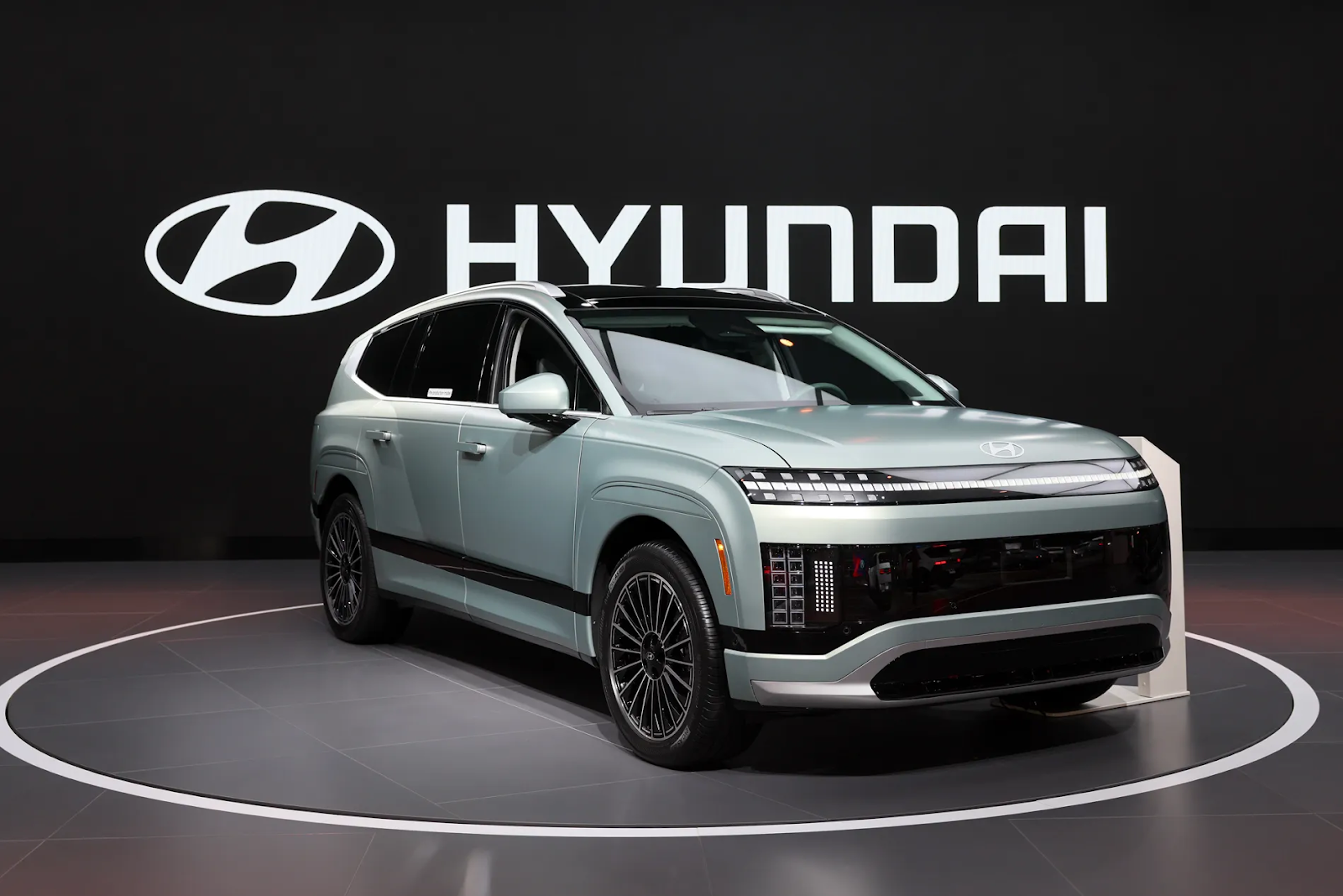  Hyundai Will Invest ₹45000 Crore In India