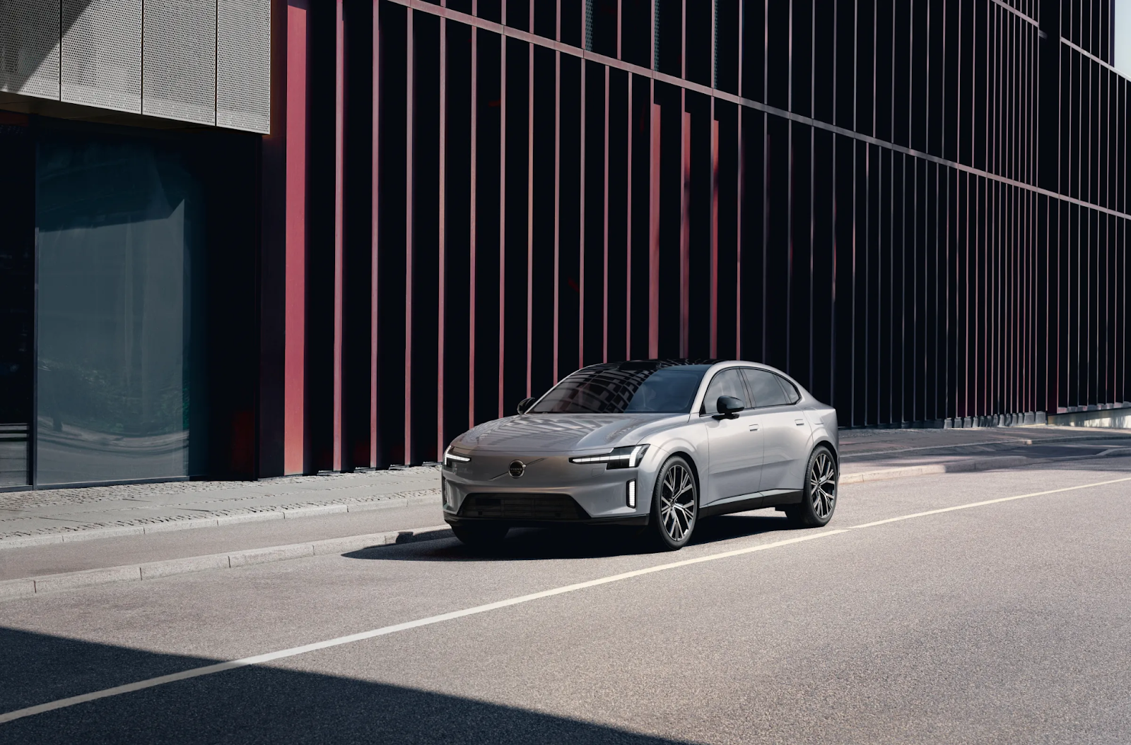 Volvo ES90 Review 800