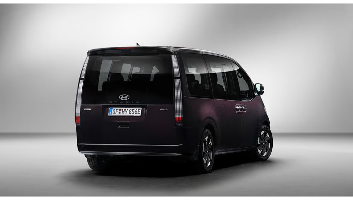 Hyundai Staria Electric लॉन्च