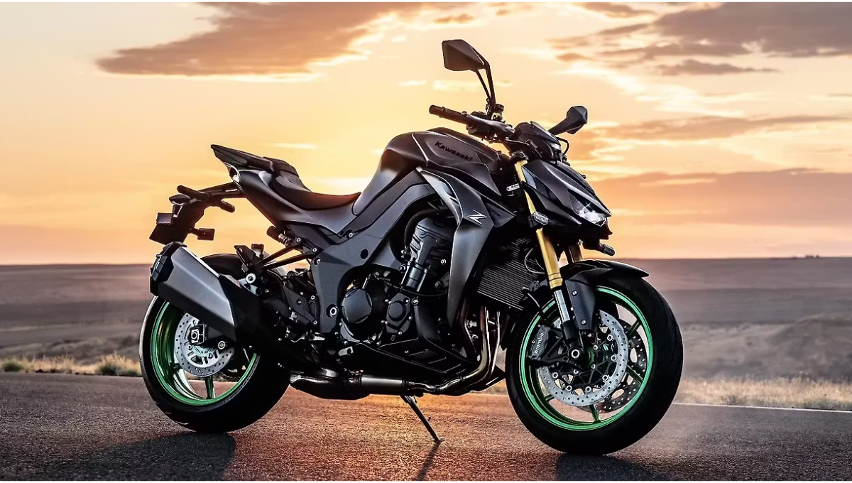 Kawasaki Z1100 बुकिंग